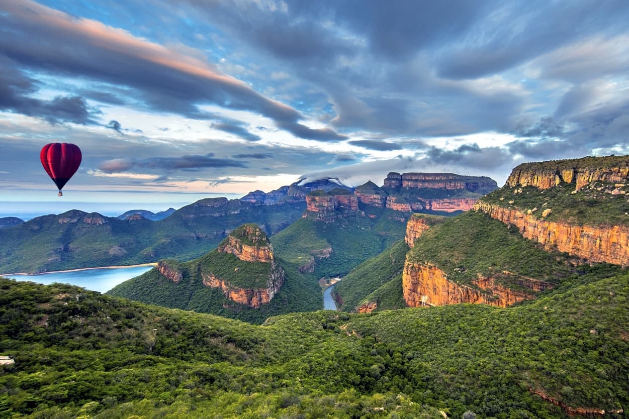 Scenic Hot Air Balloon Flight over Blyde River Canyon